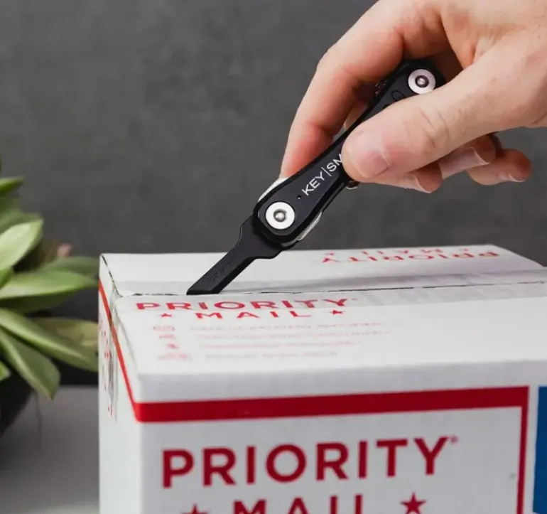 SafeBlade Finger-Friendly Keychain Box Cutter