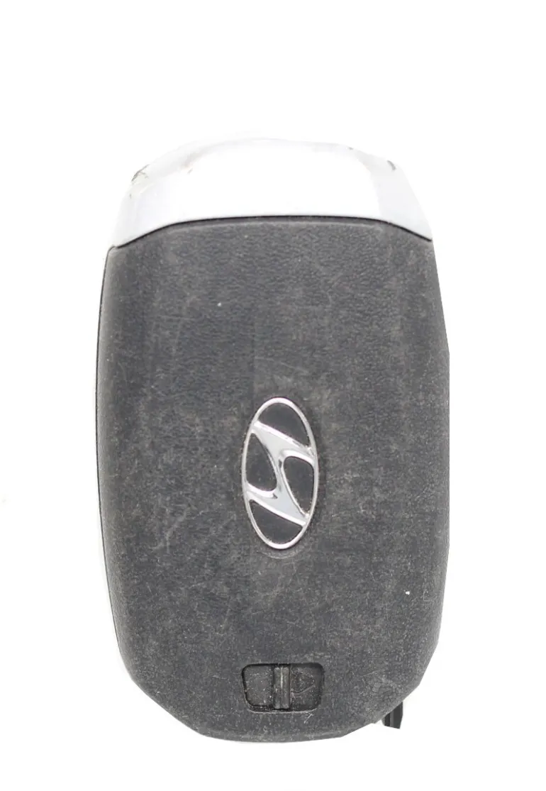 Unrefurbished OEM Hyundai 95440-AA100 NYOMBEC4FOB2004 4 Button Key Fob - Grade C