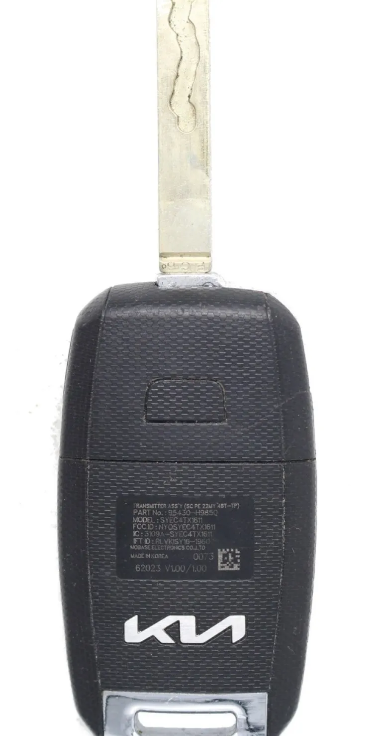 Unrefurbished OEM Kia NYOSYEC4TX1611 4 Button Key Fob - Grade C