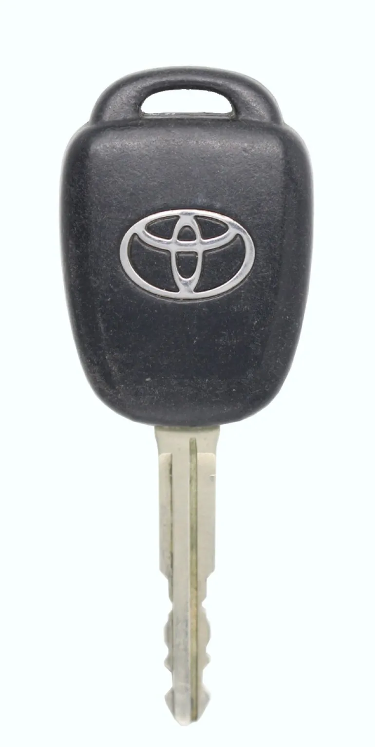 Unrefurbished OEM Toyota 89071-0R040 GQ4-52T 3 Button Key Fob - Grade C